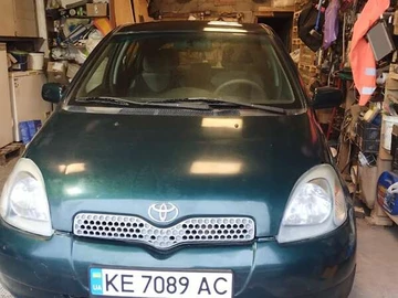 Авто Toyota Yaris 1999 № 8152234
