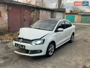 Авто Volkswagen Polo 2012 № 8152245
