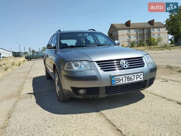 Авто Volkswagen Passat 2003 № 8152336