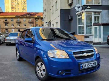 Авто Chevrolet Aveo 2010 № 8152361