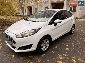 Авто Ford Fiesta 2013 № 8152382