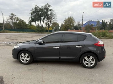 Авто Renault Megane 2011 № 8152495