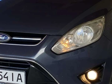 Авто Ford C-Max 2010 № 8152631