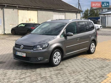Авто Volkswagen Touran 2011 № 8152690