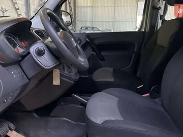 Авто Renault Kangoo 2018 № 8152812