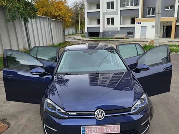 Авто Volkswagen E-Golf 2019 № 8152821