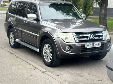 Авто Mitsubishi Pajero Wagon 2013 № 8152923