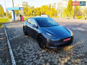 Авто Tesla Model Y 2022 № 8153019