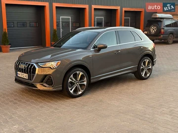 Авто Audi Q3 2020 № 8153093