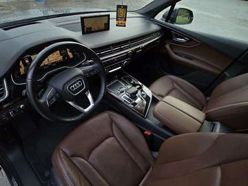 Авто Audi Q7 2018 № 8153107