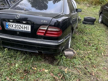 Авто Mercedes E-Class 2000 № 8153135