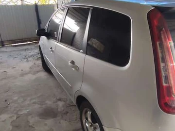 Авто Ford C-Max 2010 № 8153231