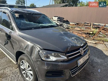 Авто Volkswagen Touareg 2012 № 8153237