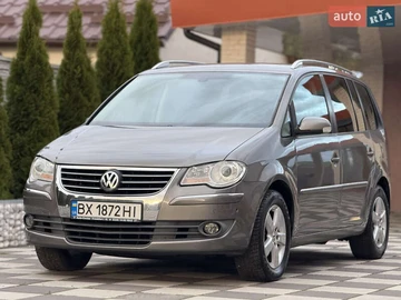 Авто Volkswagen Touran 2007 № 8153347