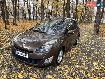 Авто Renault Grand Scenic 2011 № 8153350