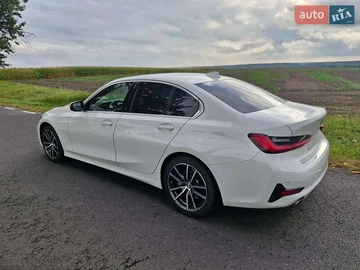 Авто BMW 3 Series 2022 № 8153500
