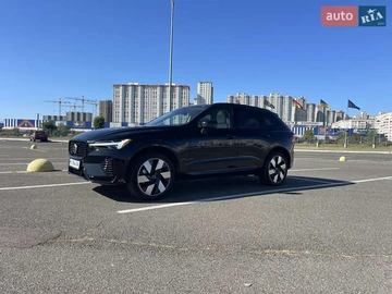Авто Volvo Xc60 2024 № 8153685