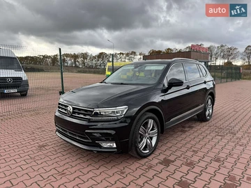 Авто Volkswagen Tiguan 2018 № 8153814