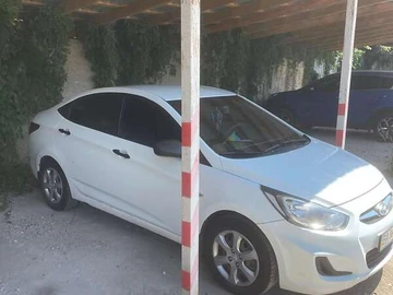 Авто Hyundai Accent 2013 № 8153865