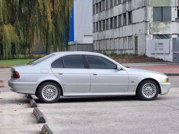 Авто BMW 5 Series 2002 № 8153867