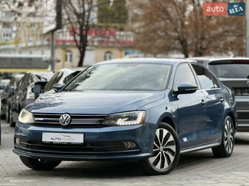 Авто Volkswagen Jetta 2015 № 8153896