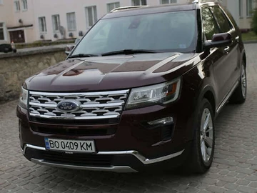 Авто Ford Explorer 2018 № 8154060