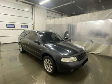 Авто Audi A4 2000 № 8154195