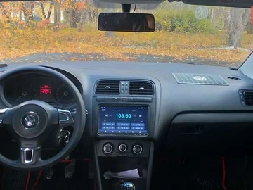 Авто Volkswagen Polo 2013 № 8154197