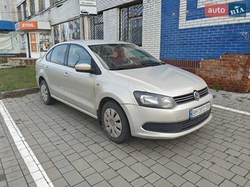 Авто Volkswagen Polo 2013 № 8154273
