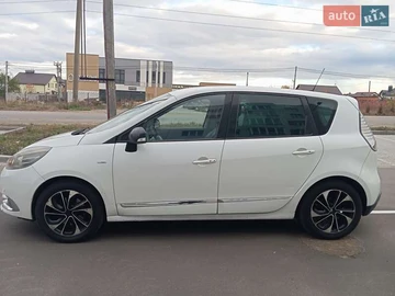 Авто Renault Scenic 2014 № 8154287