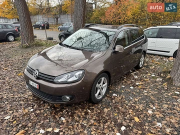 Авто Volkswagen Golf 2010 № 8154306