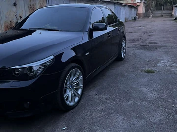 Авто BMW 5 Series 2007 № 8154350