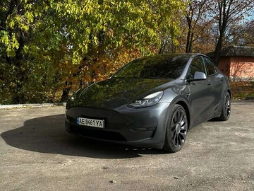 Авто Tesla Model Y 2021 № 8154515