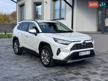 Авто Toyota Rav4 2023 № 8154605