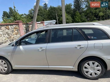 Авто Toyota Avensis 2003 № 8154752