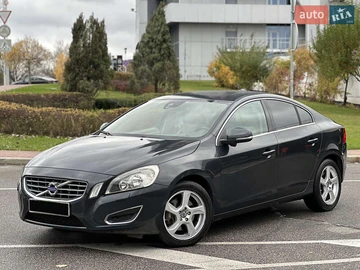 Авто Volvo S60 2012 № 8154788