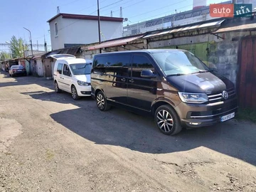 Авто Volkswagen Transporter 2012 № 8154936