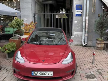 Авто Tesla Model 3 2018 № 8154941