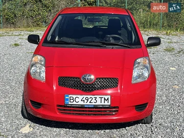 Авто Toyota Yaris 2007 № 8155359