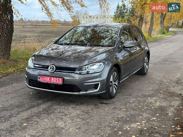 Авто Volkswagen E-Golf 2017 № 8155554