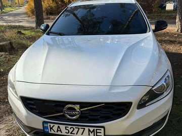 Авто Volvo V60 Cross Country 2015 № 8155708