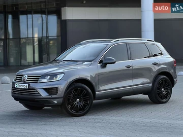 Авто Volkswagen Touareg 2016 № 8155804