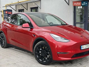 Авто Tesla Model Y 2024 № 8155844