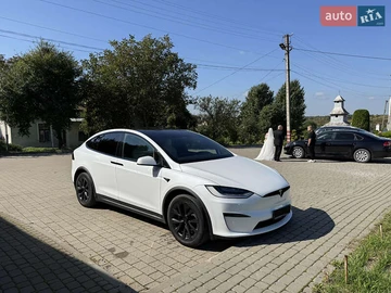 Авто Tesla Model X 2022 № 8155864