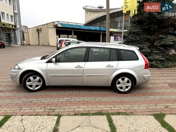 Авто Renault Megane 2009 № 8156104