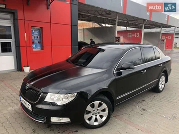 Авто Skoda Superb 2009 № 8156115