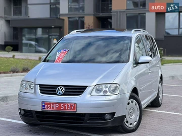 Авто Volkswagen Touran 2005 № 8156119