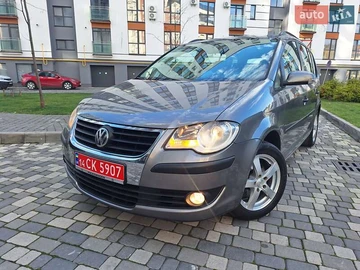 Авто Volkswagen Touran 2008 № 8156174