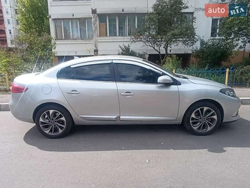Авто Renault Fluence 2014 № 8156402