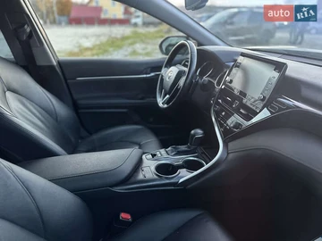 Авто Toyota Camry 2021 № 8156448